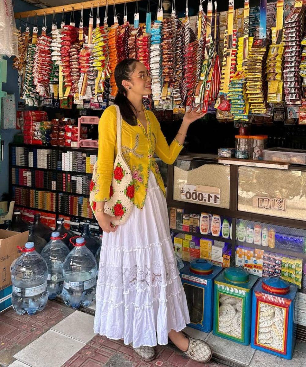 Inspirasi Padu Padan Kebaya Modern untuk Sehari-hari