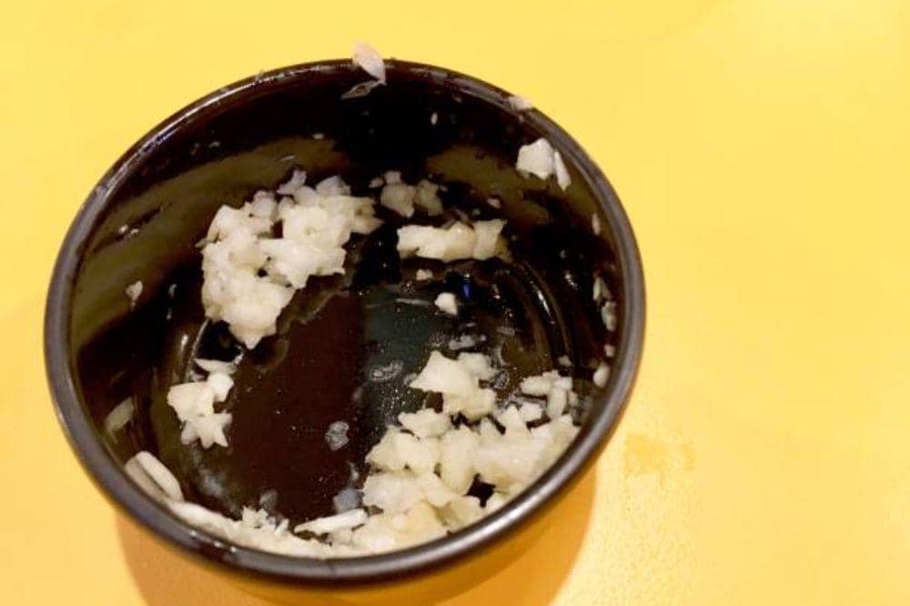 Cara Menghilangkan Biduran dengan Bawang Putih, Efektifkah?