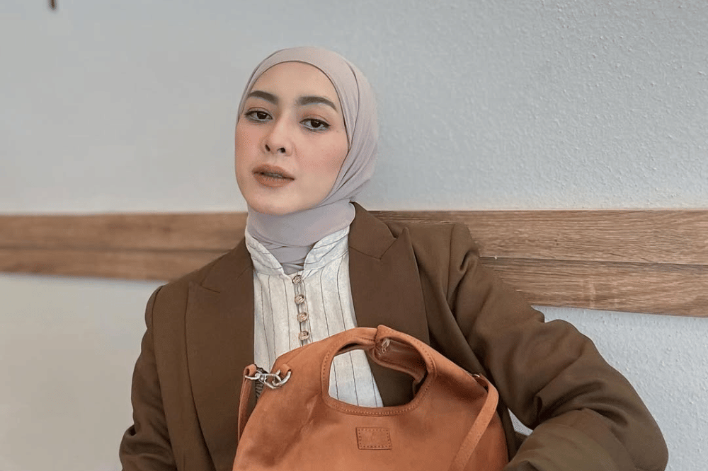 Biodata dan Profil Richa Novisha, Istrinya Gary Iskak 2.png