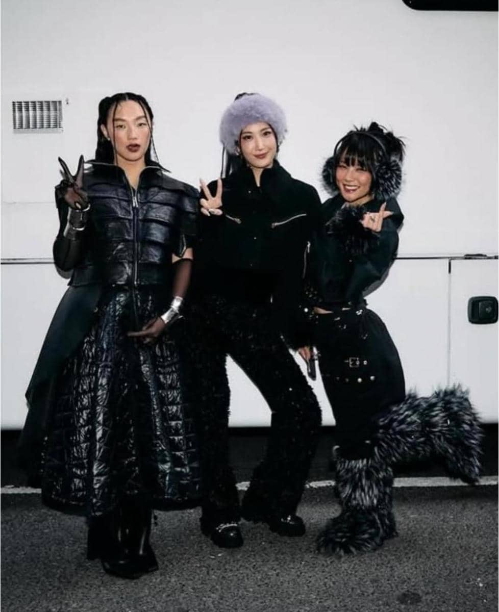 Instagram.com/ayumiperry