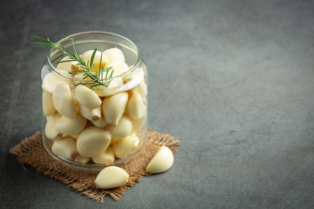 Cara Menghilangkan Biduran dengan Bawang Putih, Efektifkah?