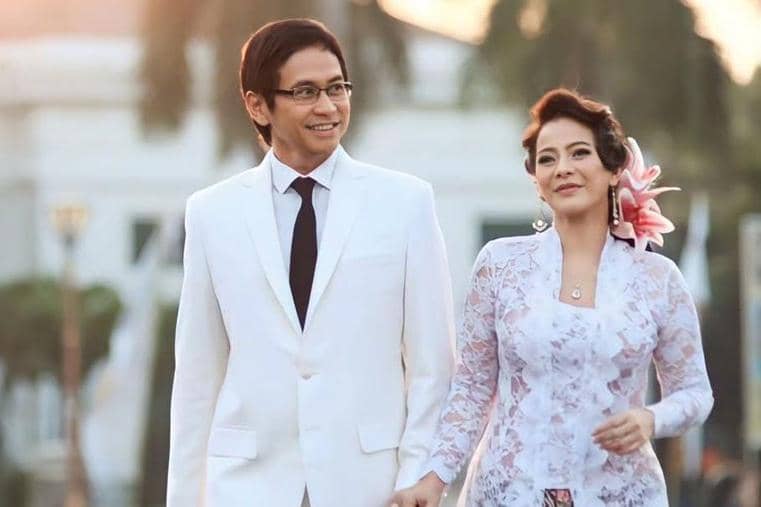 Pasangan Artis yang Menikah Lebih dari 15 tahun