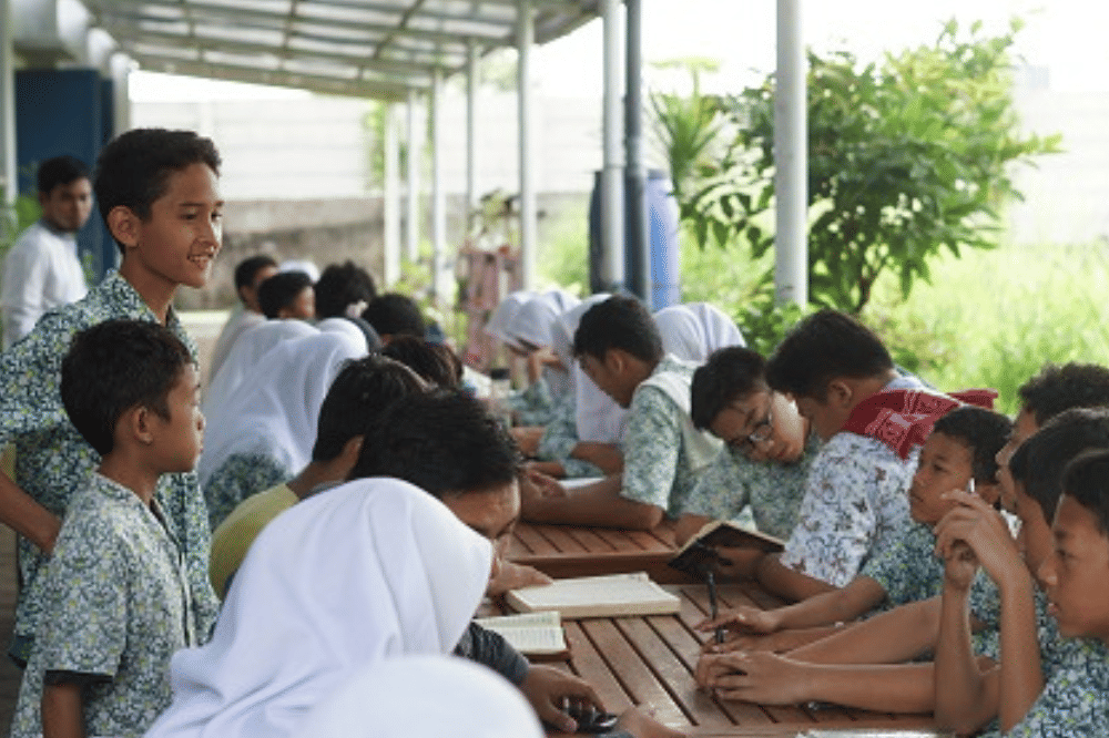 sekolah menengah pertama Amalina