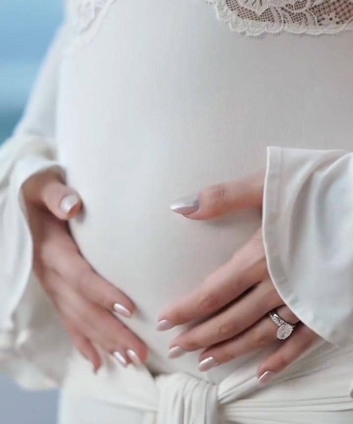 Instagram.com/alyssadaguise