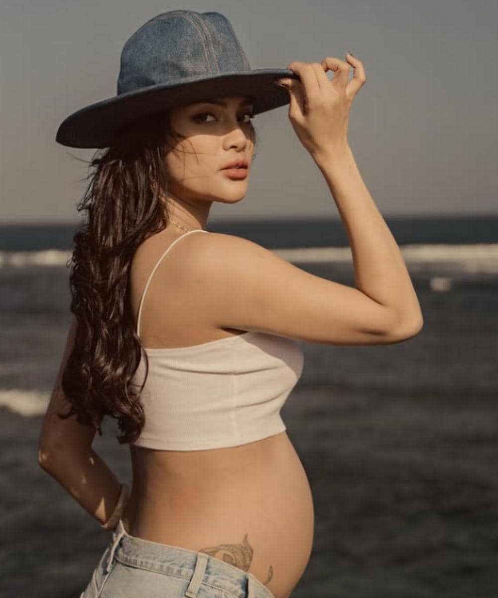 Instagram.com/eri.carl