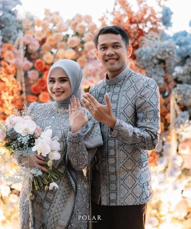 Kisah Cinta Fajar Alfian dan Firly Assyifa