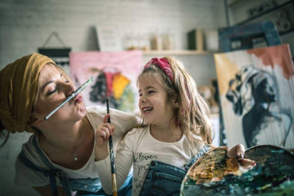 Seni sebagai Ruang Belajar dan Bonding dalam Keluarga
