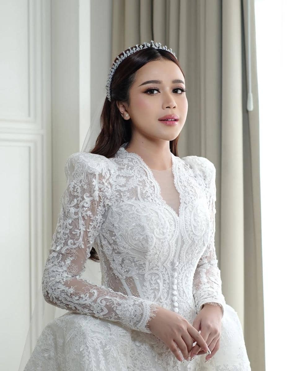 pernikahan Brisia Jodie