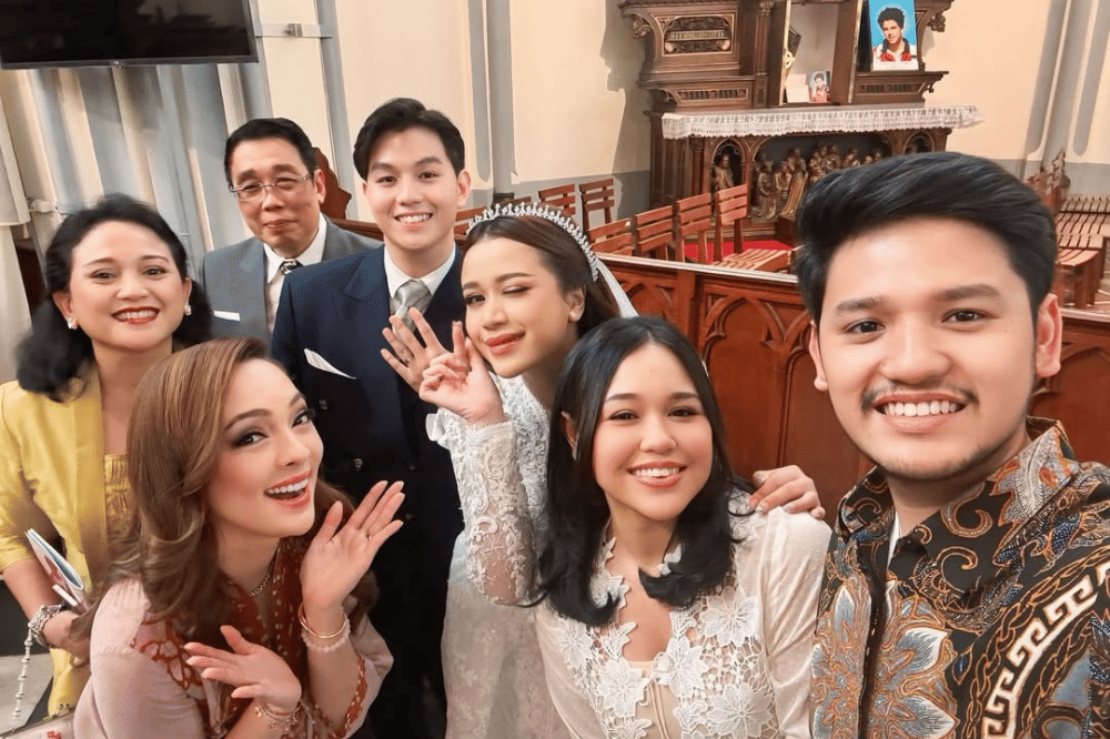 Benarkah Brisia Jodie Keponakan Dokter Reisa Broto Asmoro?