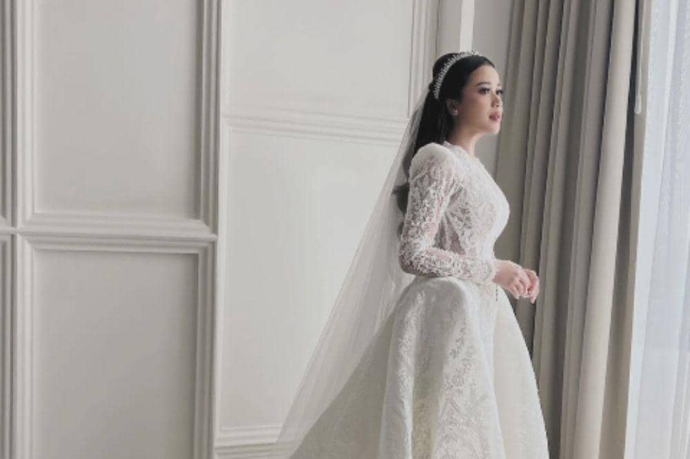 Brisia Jodie dan Jonathan Alden Resmi Menikah di Gereja Katedral