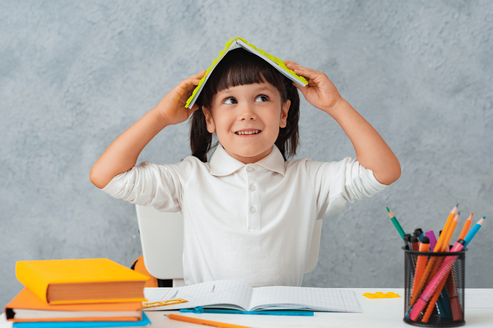 Ilustrasi anak sedang belajar