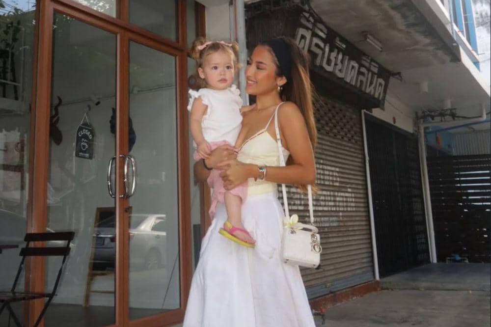 Seleb Muda yang Melahirkan di Usia 20 Tahunan, Ada Vior!