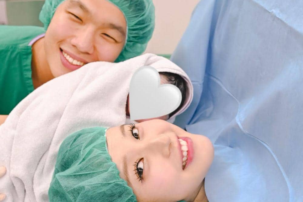 Seleb Muda yang Melahirkan di Usia 20 Tahunan, Ada Vior!