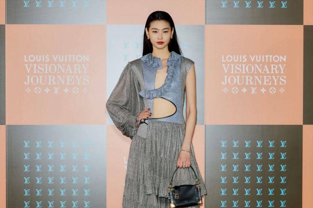 Penampilan Jung Hoyeon di Acara Louis Vuitton Korea