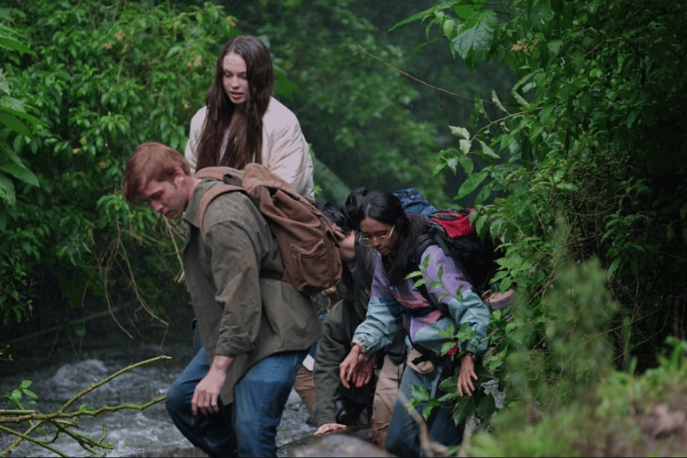 Review Film Timur, Debut Iko Uwais Jadi Sutradara (6).png