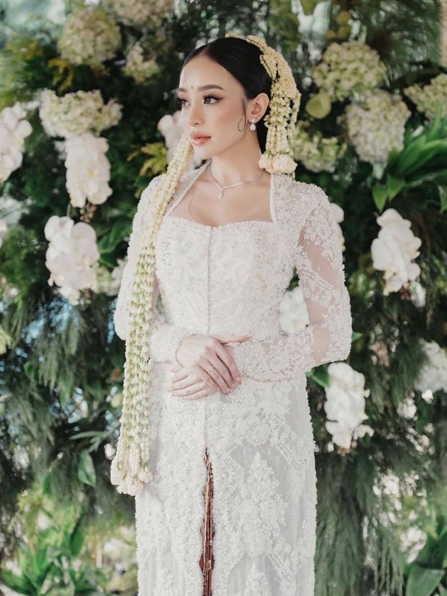 amanda zahra menikah