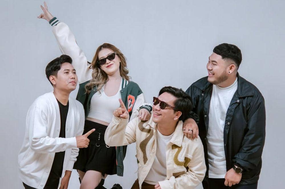 10 Lagu Cinta yang Paling Dicari Tahun 2025