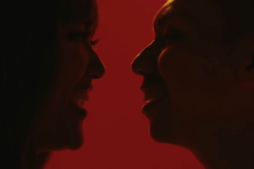 Lirik Lagu 'Kawin Lari' Marion Jola feat Rayi Putra