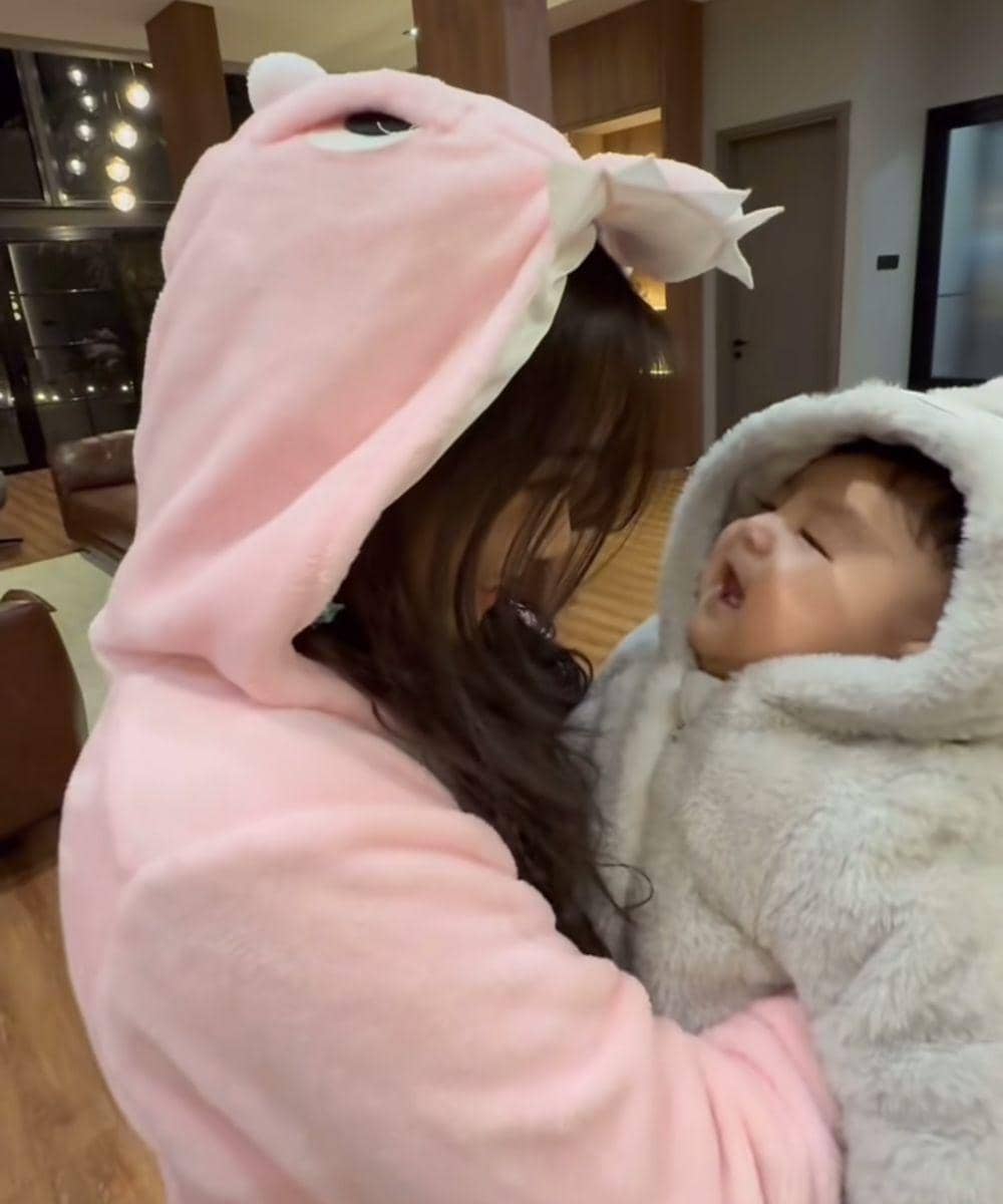 Instagram.com/eri.carl