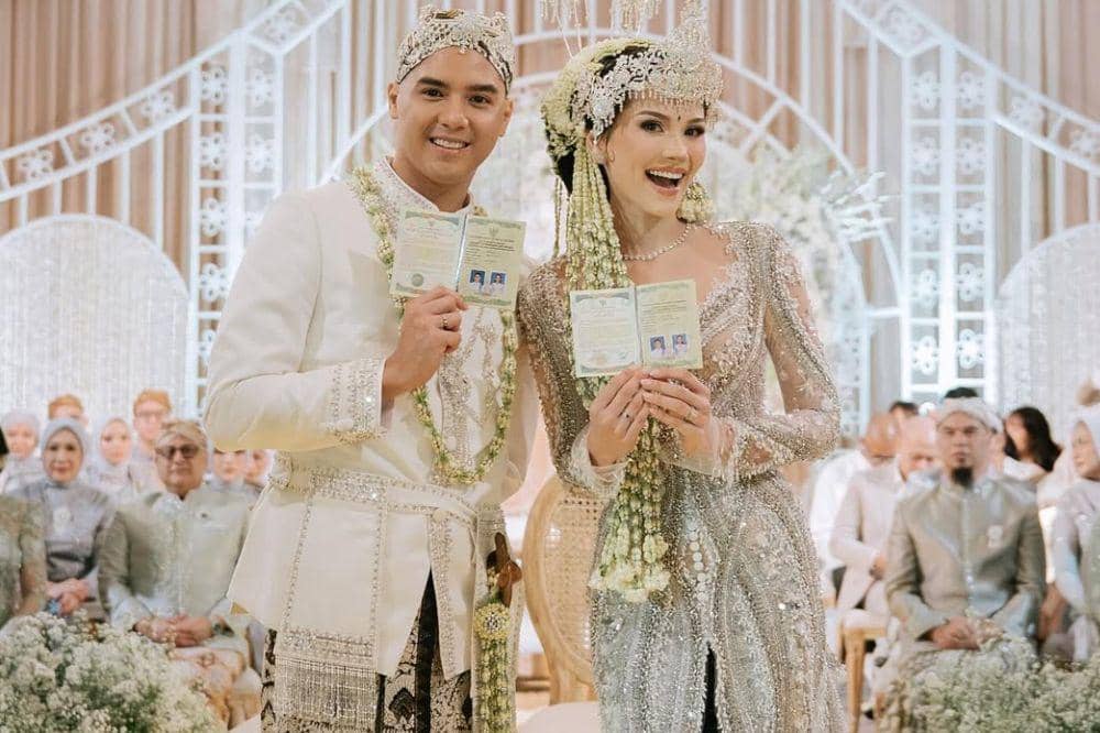 4 Seleb yang Menikah dengan Mantan Pacarnya Tahun 2025 1