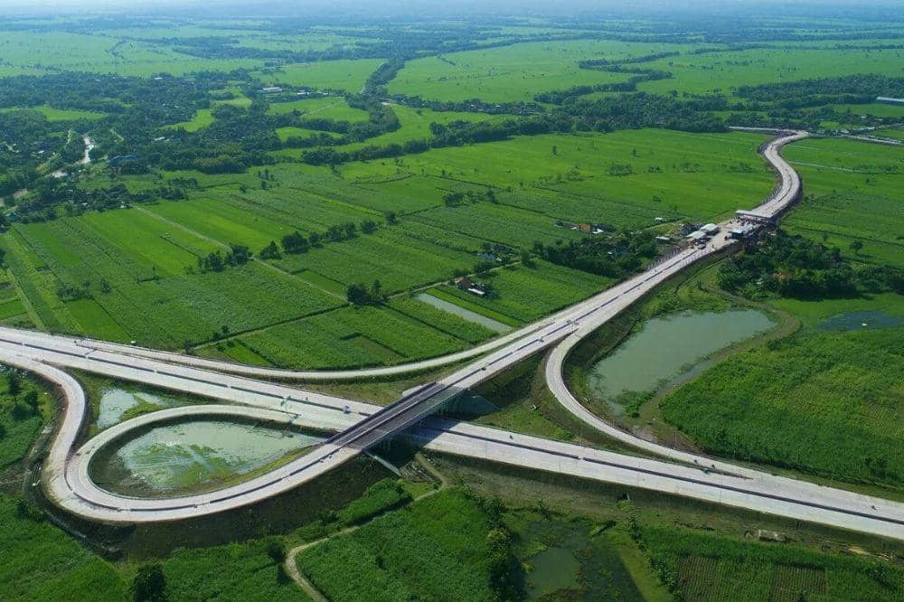 10 Jalan Tol Terpanjang di Indonesia, Ada yang Hampir 200 KM! (8).jpg