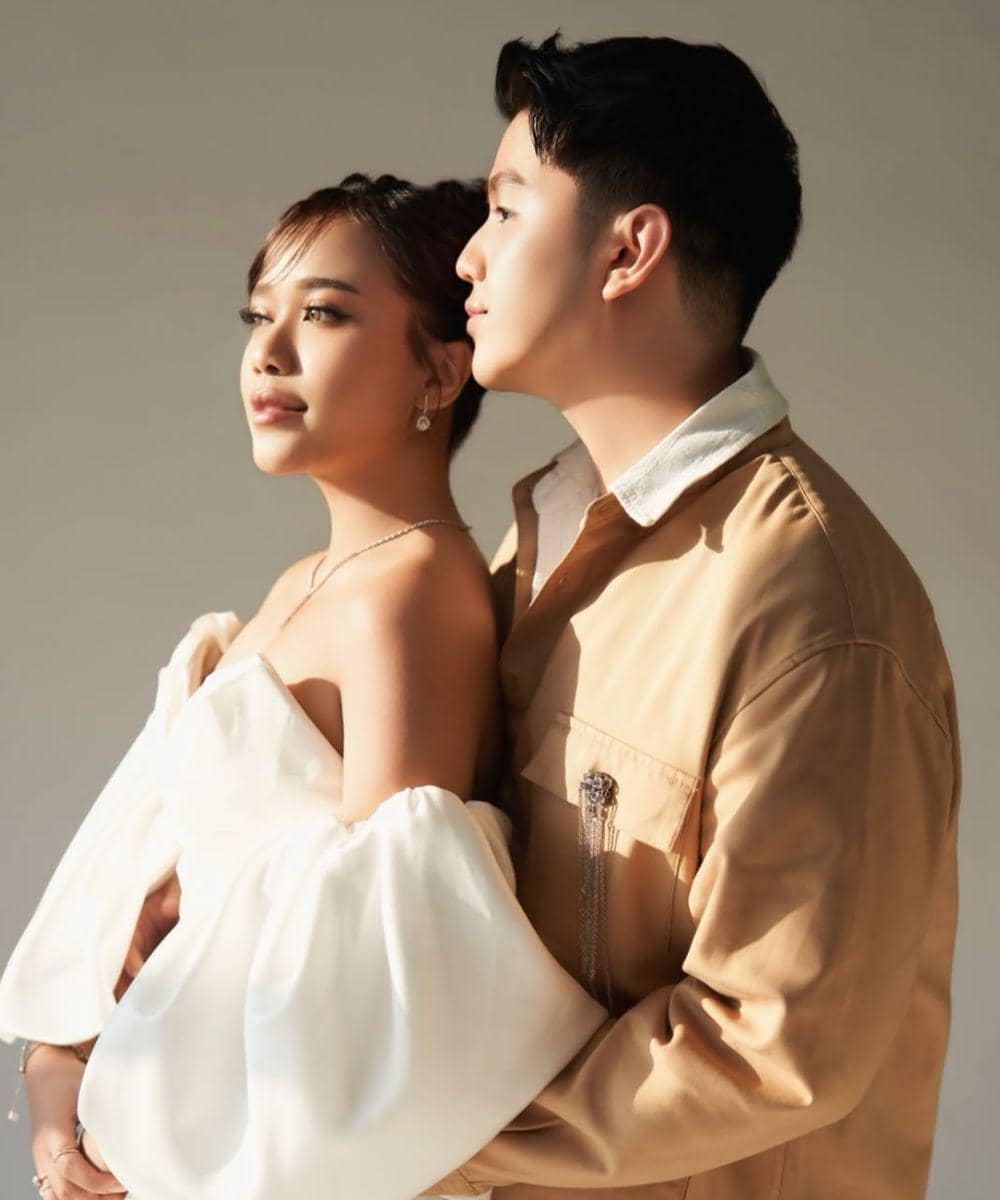 Gaya Serasi Brisia Jodie dan Suami dari Lamaran hingga Resepsi