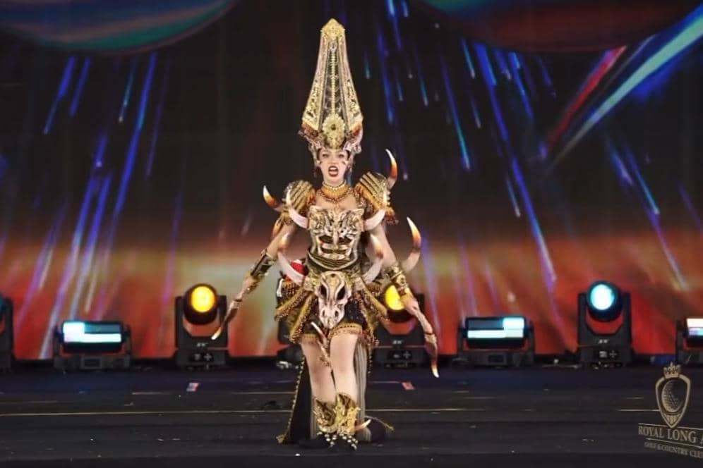 Indonesia Miss Cosmo.jpg