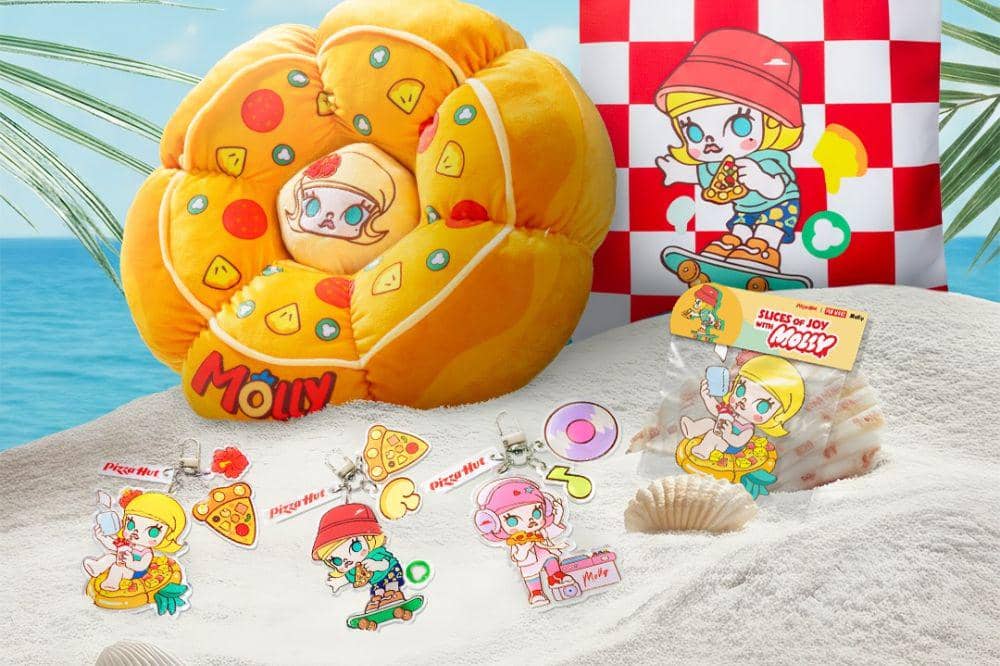 Kolaborasi Unik Figur Mainan dan Pizza, Rayakan Akhir Tahun Jadi Ceria (3).jpg