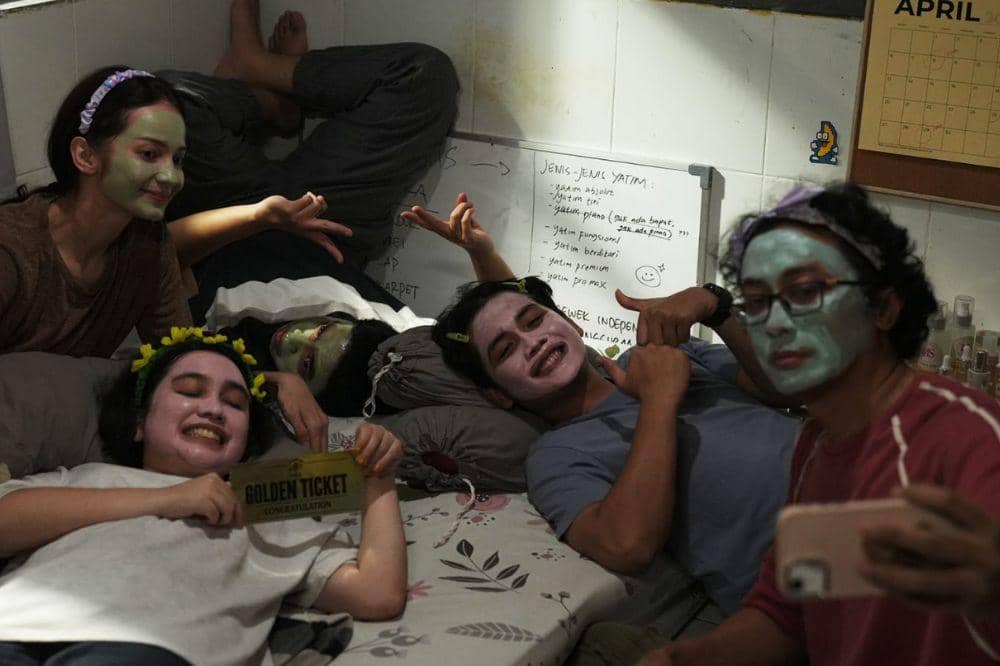 Fakta dan Sinopsis Film Suka Duka Tawa