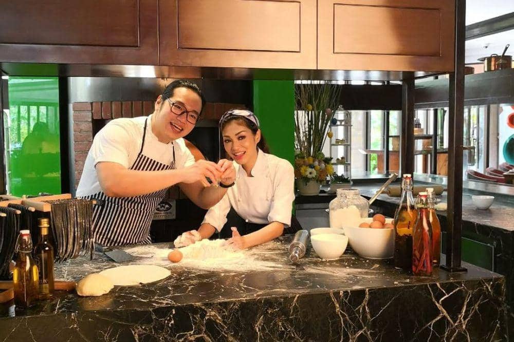 9 Fakta Keluarga Chef Karen Carlotta