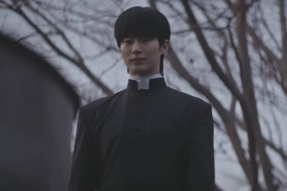 The Christmas Song 2.jpg