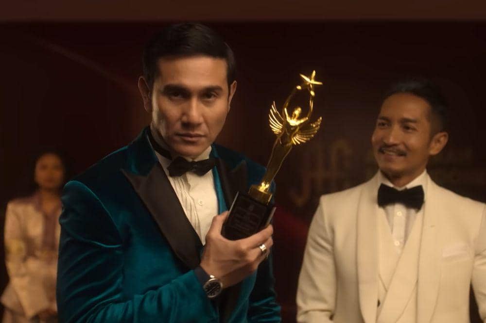 Review Film Lupa Daratan