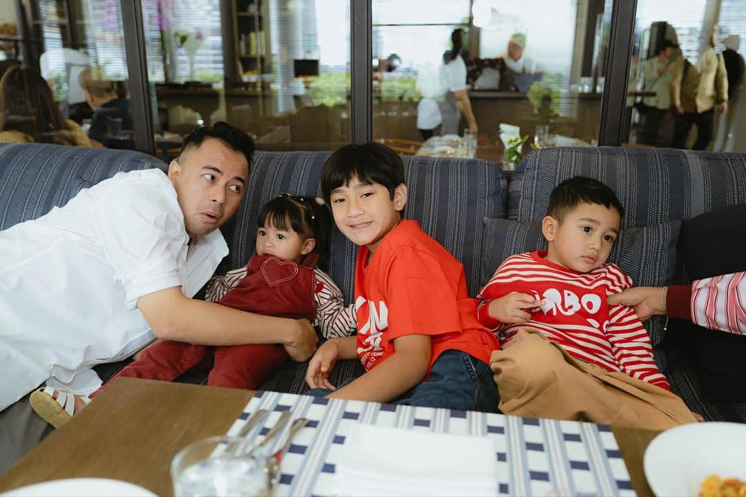 Gaya Fashion Rafathar sepanjang Tahun 2025 3.jpg