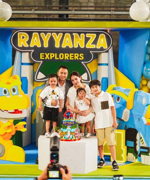 Gaya Fashion Rafathar sepanjang Tahun 2025 2.jpg