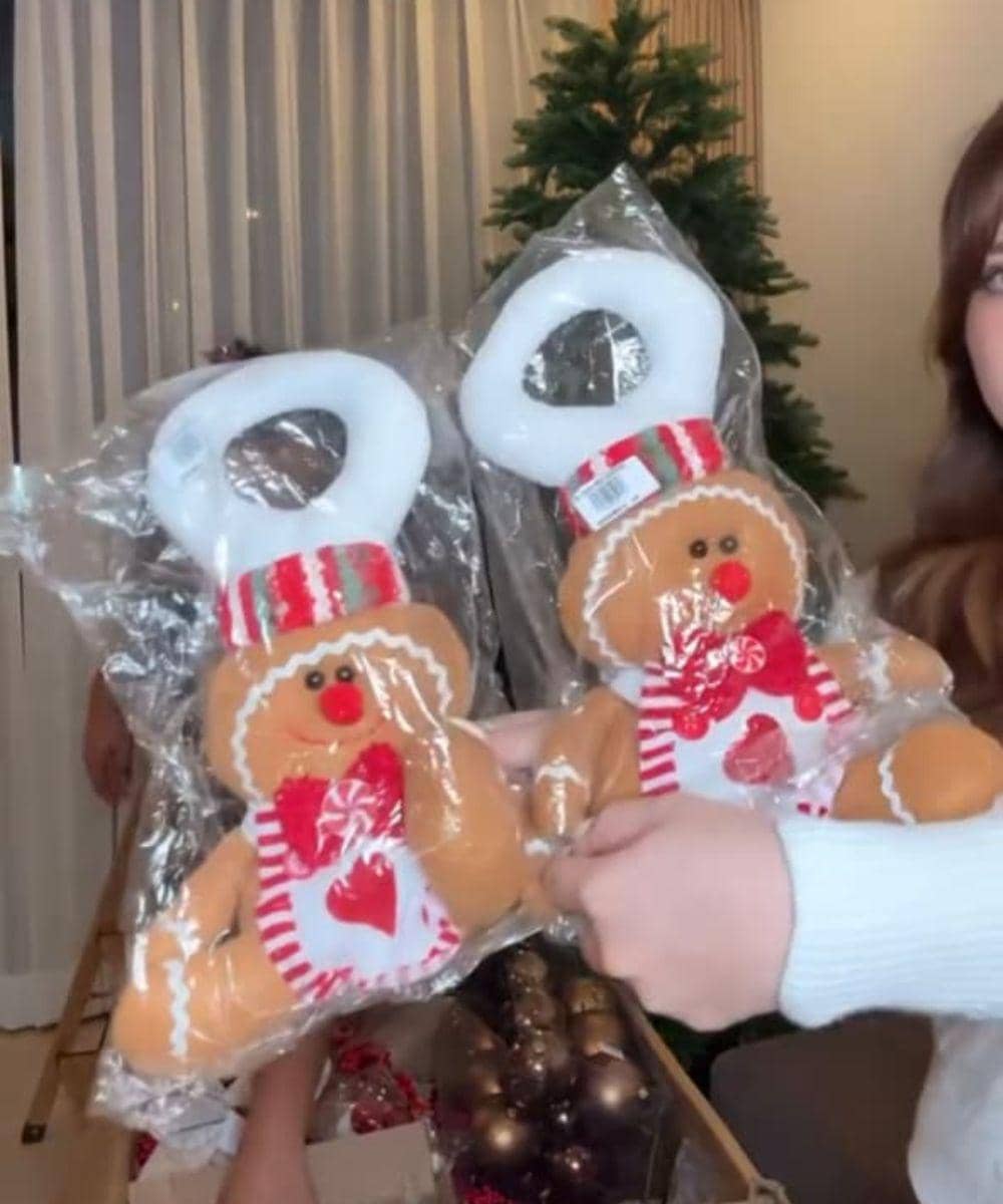 5 Foto Dekorasi Pohon Natal Marsha Aruan Tahun 2025 3