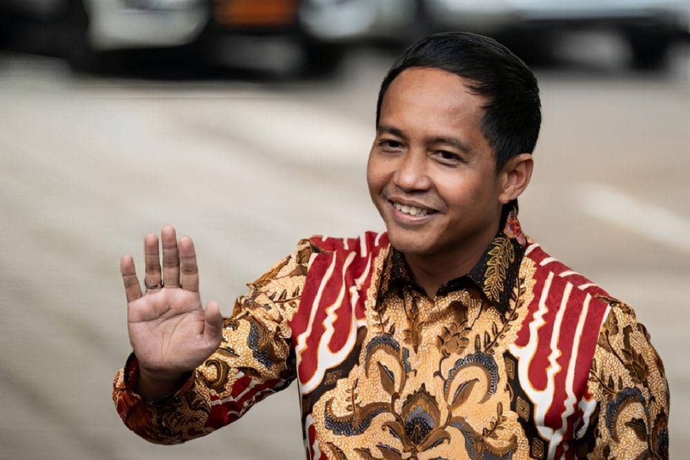 Profil dan Biodata Raja Juli Antoni, dari Timses sampai Jadi Menteri (1).jpg
