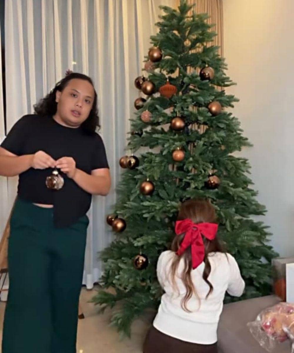 Foto Dekorasi Pohon Natal Marsha Aruan Tahun 2025