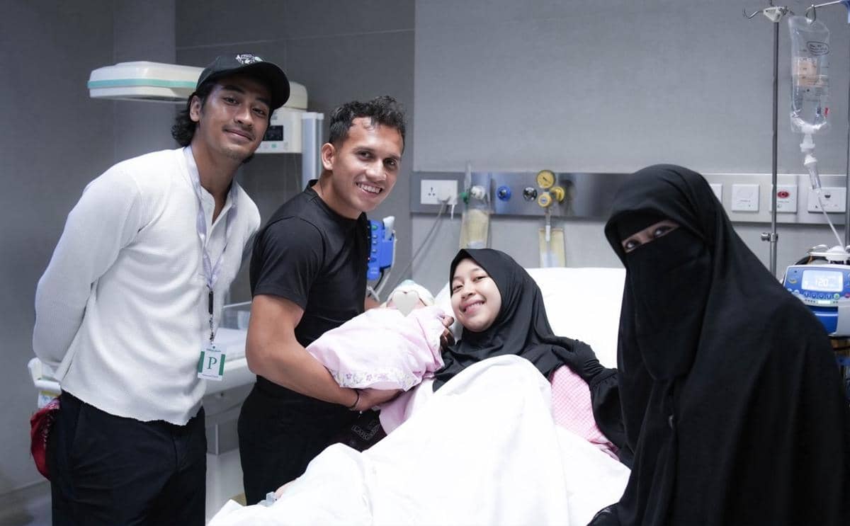Adiba Khanza melahirkan (instagram.com/egymaulanavikri)