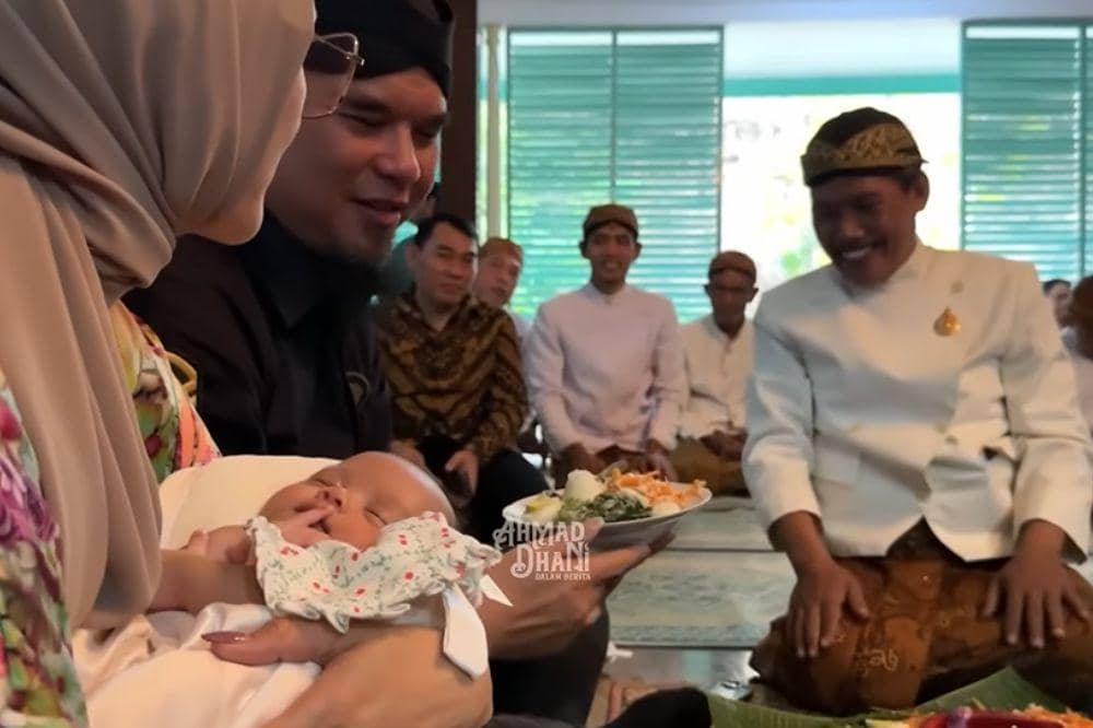 Youtube.com/AHMAD DHANI DALAM BERITA