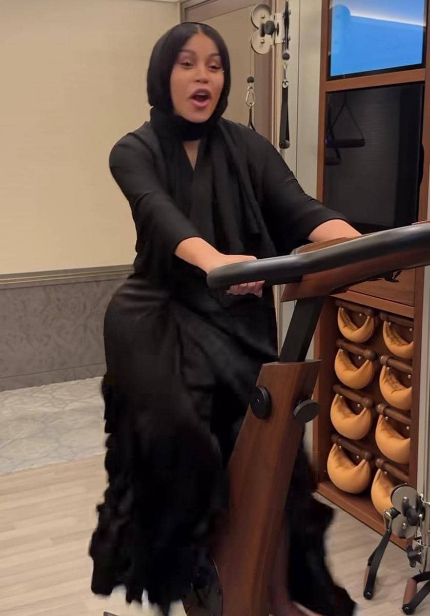 instagram.com/iamcardib