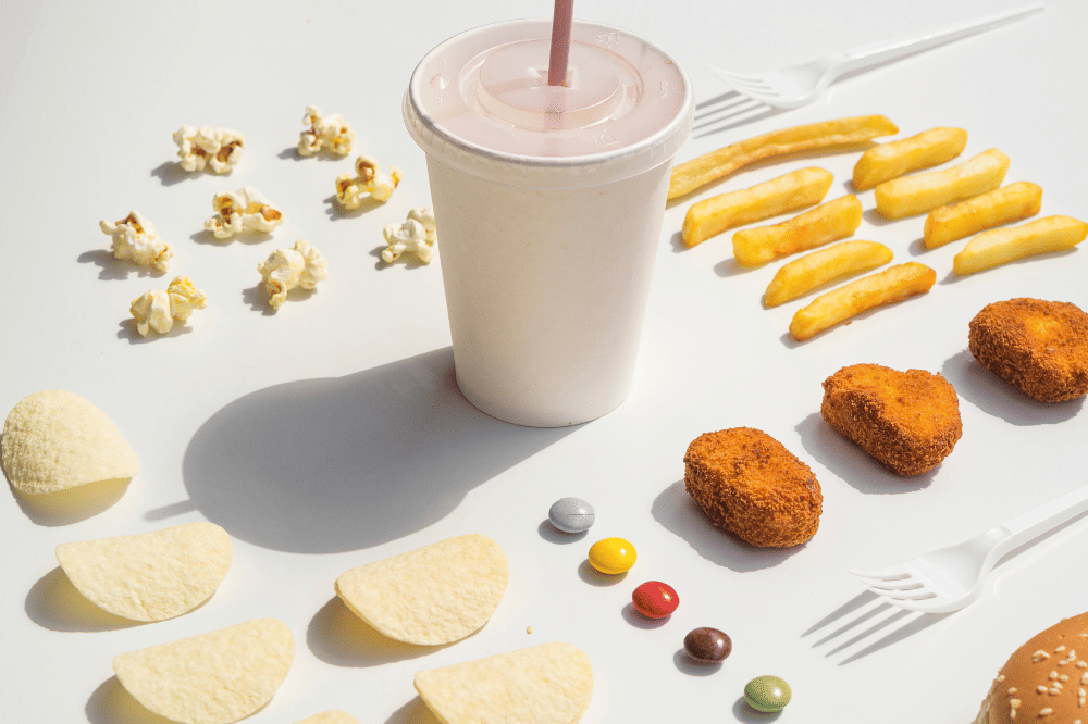 Berbagai makanan kemasan atau instan