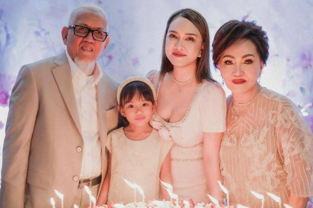 5 Fakta Orangtua Shandy Aulia 2