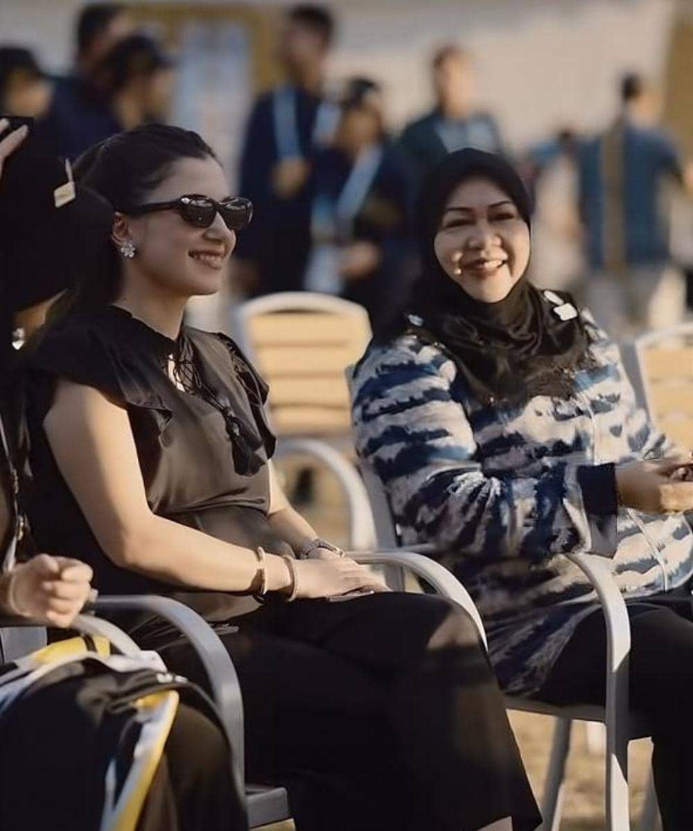 Instagram.com/anishaik.tmski