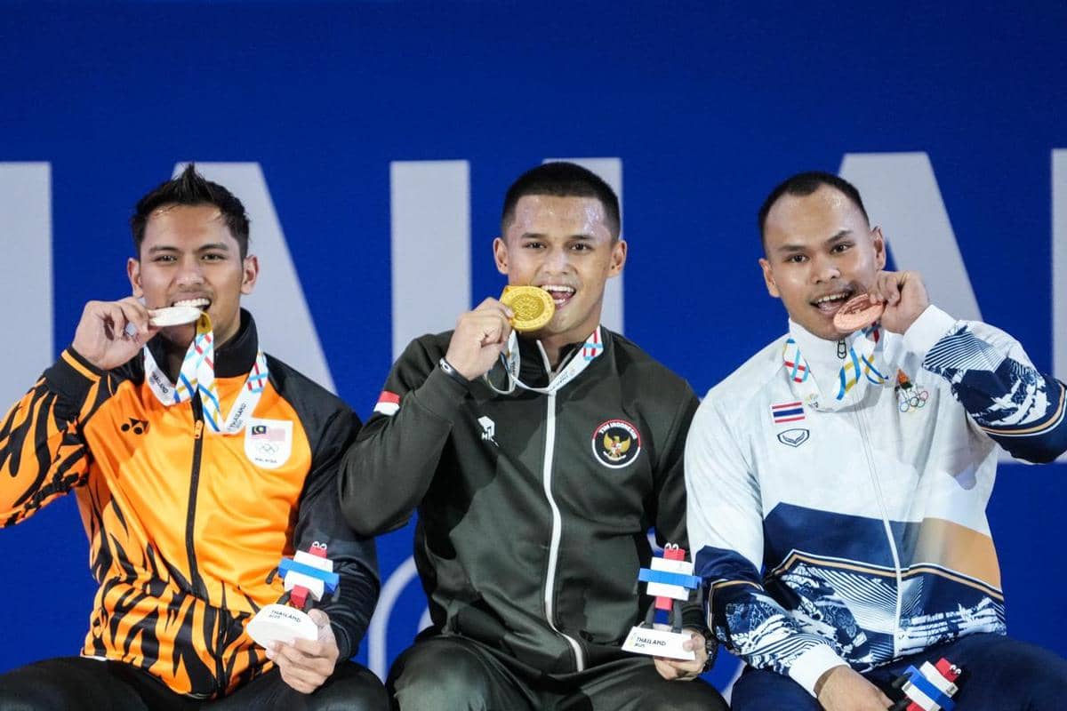 Rizki Juniansyah Cetak Rekor Dunia dan Raih Emas SEA Games 2025