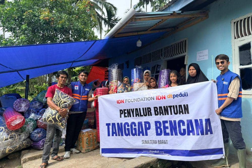 IDN Foundation Salurkan Bantuan untuk Warga Kabupaten Agam.jpg