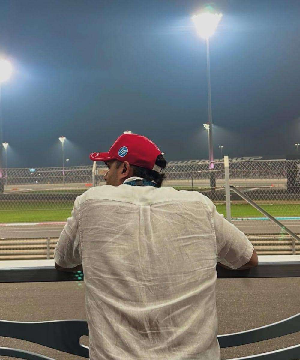 Gaya Kompak Pevita Pearce dan Suami saat Nonton F1 di Abu Dhabi