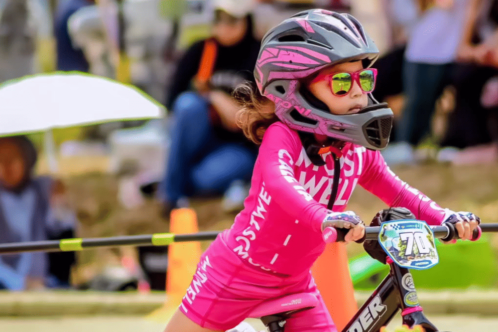 semangatnya mengikuti pertandingan