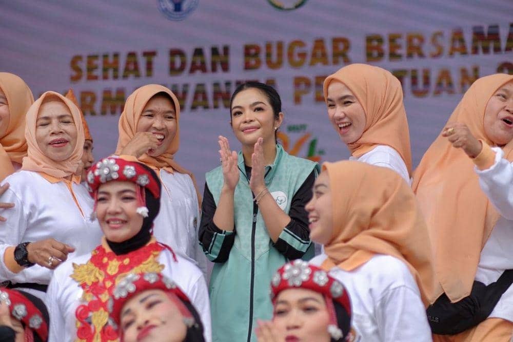 5 Fakta Keluarga Niena Kirana Istri Dito Ariotedjo 5