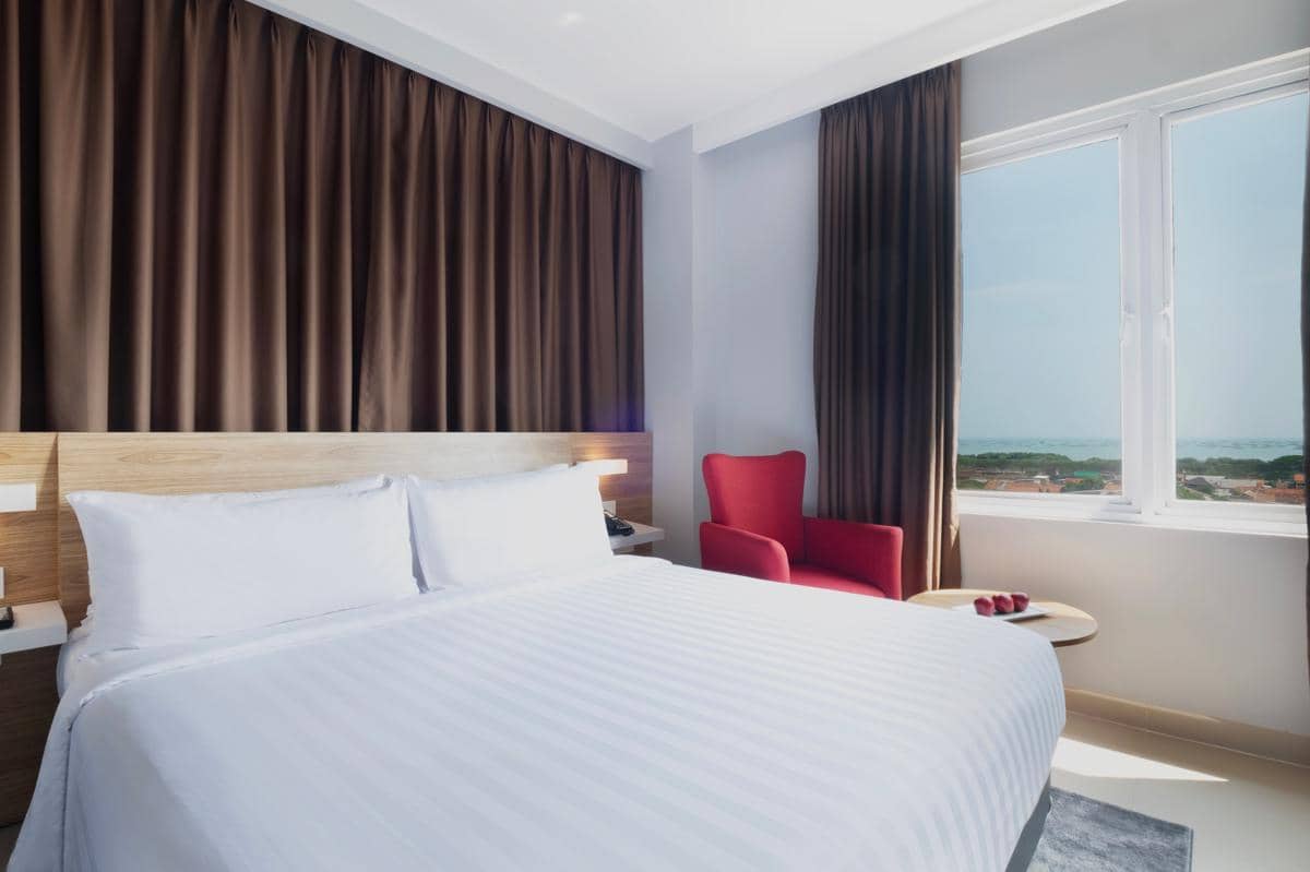 Bedroom Deluxe 2.jpg