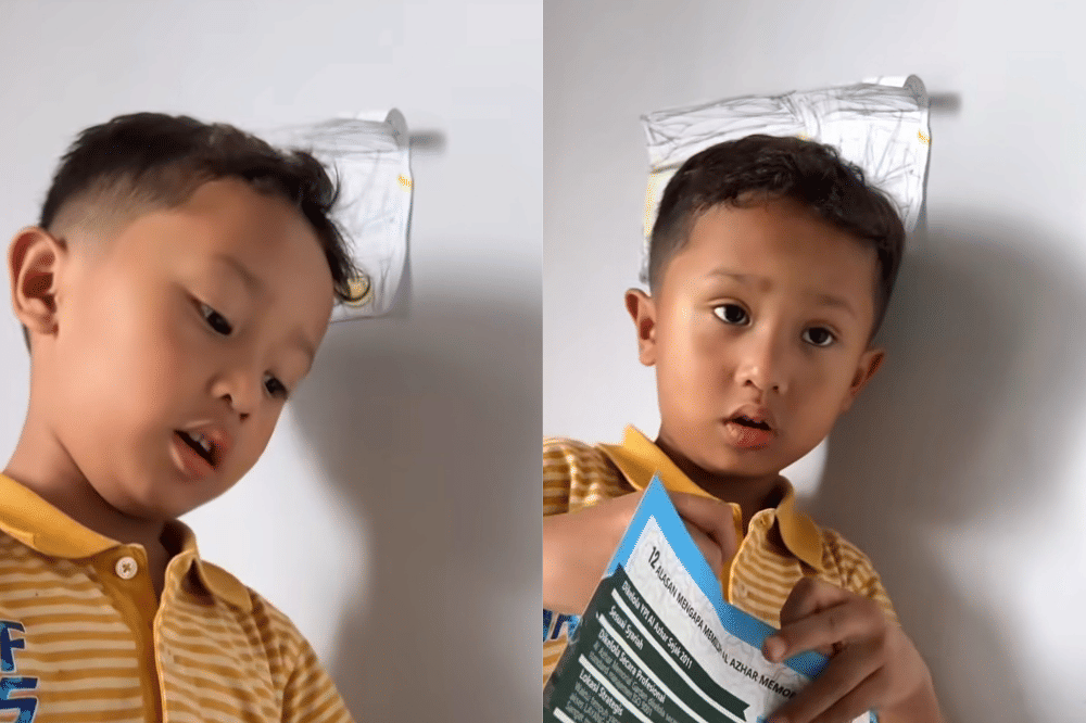 Anak laki-laki mengingat mati dengan menempelkan poster soal pemakaman